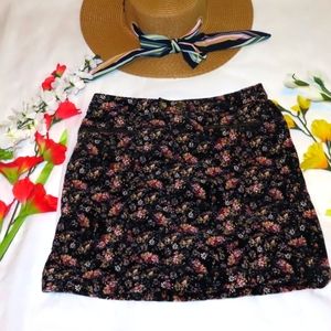 MOSSIMO SUPPLY CO. SKIRT | FALL BLACK FLORAL SKIRT